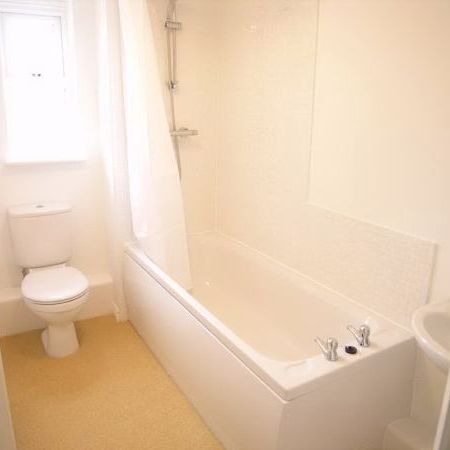 Disraeli Crescent, Squires Court, Ilkeston, Derbyshire, DE7 - Photo 4
