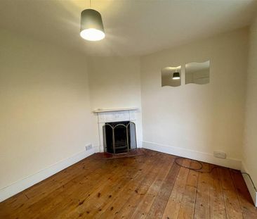 3 bedroom cottage to rent - Photo 1