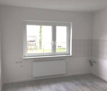 EG Wohnung IN SANIERUNG! Für Besichtigungen bitte erst ab Mitte Okt... - Photo 2