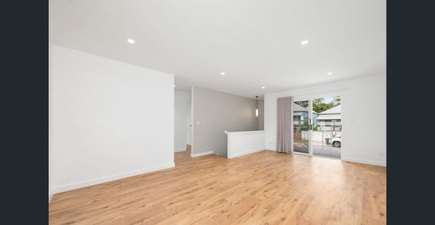 Luxury Low-Maintenance Living in the Heart of Woolloongabba - Photo 1