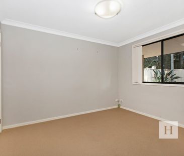5B Hazel Cl, Berkeley Vale, NSW 2261 - Photo 1