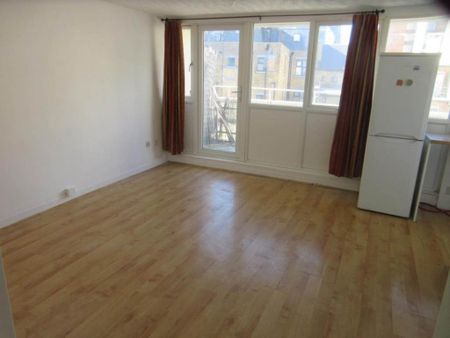 Studio to rent - Photo 2