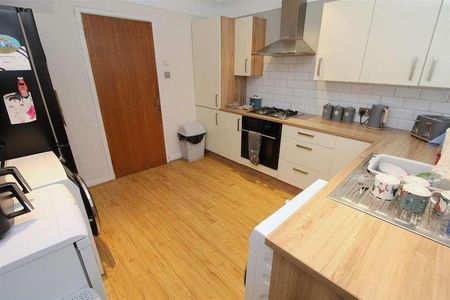 Taunton Drive, Aintree Village, Liverpool, L10 - Photo 4