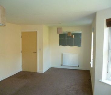 2 bedroom ground floor flat to rent - Photo 4
