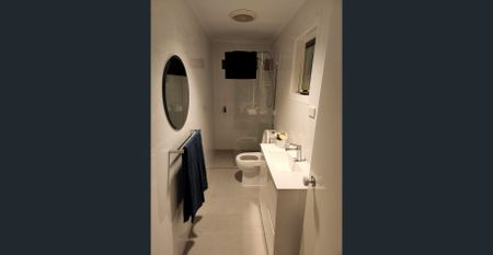 Newly renovated delight with a view - Photo 5