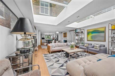 5 bedroom semi-detached house to rent - Photo 3