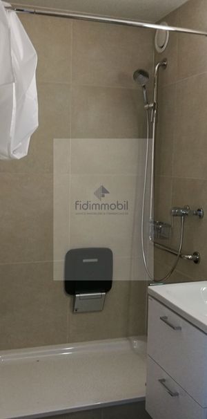 Appartement protégé de 2 pièces, réservé aux personnes à l'AVS/AI - Foto 1