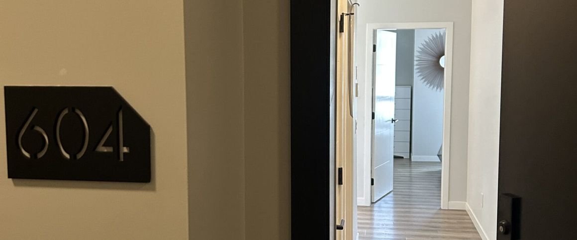 Wonderful Fully furnished 2bed, 1 bath downtown condo - Photo 1