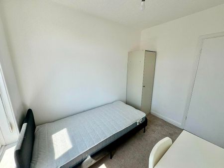 Ninth Avenue, Horfield - Photo 4