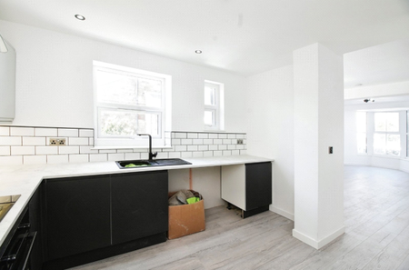 Penzance, Penzance, TR18 - Photo 4