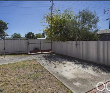 Open The Door to Spacious, Comfortable Family Living - Photo 6