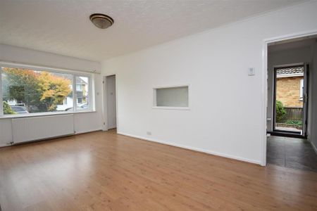 2 bedroom detached bungalow to rent - Photo 3
