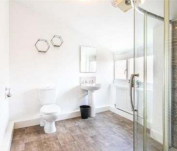 6 bedroom house to rent - Photo 3