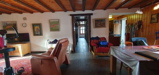 spacious 4.5 pces in the village center close to amenities - Photo 1