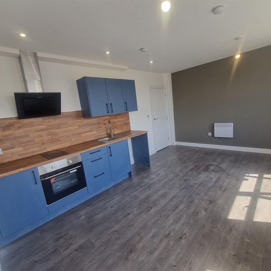 Bradshawgate, Leigh, Wigan, Wigan WN7, London - Photo 1