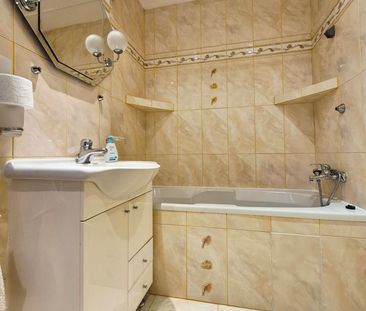 Pronájem bytu 2+1 66 m², J. Opletala, České Budějovice - Photo 4