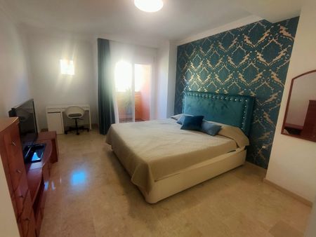 Penthouse Duplex · Guadalmina Alta - Photo 3