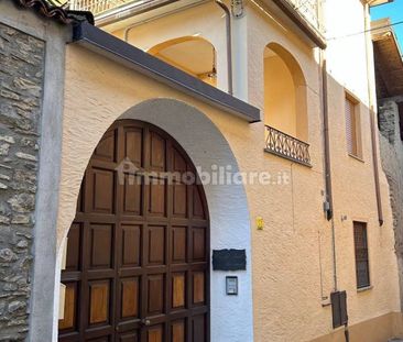 Trilocale via Camillo Benso di Cavour 19, Centro, Ameno - Photo 1