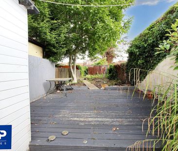2 bedroom semi-detached house to rent - Photo 5