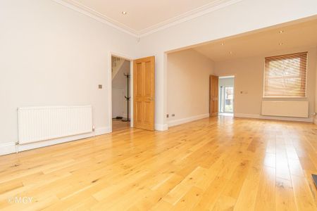 3 bedroom terraced house to rent - Photo 4