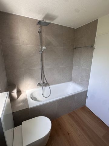 Gepflegtes + neu saniertes 5.5-Zimmer-Doppeleinfamilienhaus in Allmendingen bei Bern - Photo 5