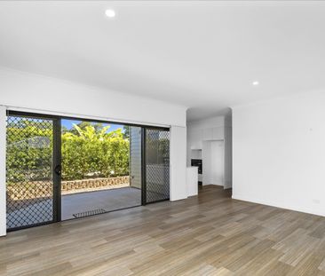 Contemporary Family Living in a Peaceful Wellington Point Pocket - Photo 6