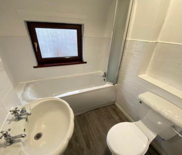 32 Strandburn Park, Belfast, BT4 1ND - Photo 5