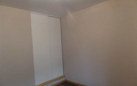 1 pièce, 25m² en location à Saint Yrieix La Perche - 340 € par mois - Photo 3