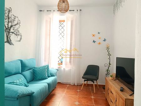 Lovely 3 Bedrooms Village House in Frigiliana for Long Term Rental - Photo 2