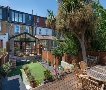 3 Bed Terraced House, Havelock Road, SW19 - Photo 3