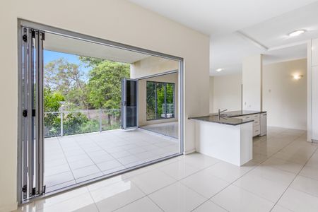 2 Hannah Court, Worongary QLD 4213 - House For Rent | Domain - Photo 5
