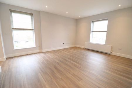 2 bedroom maisonette to rent - Photo 3