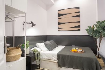 Carrer de l'Escorial, Barcelona, Catalonia 08024 - Photo 4