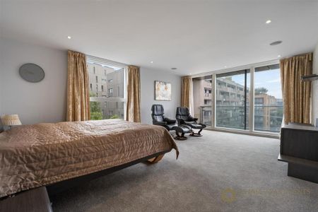 3 bedroom apartment to rent - Photo 5