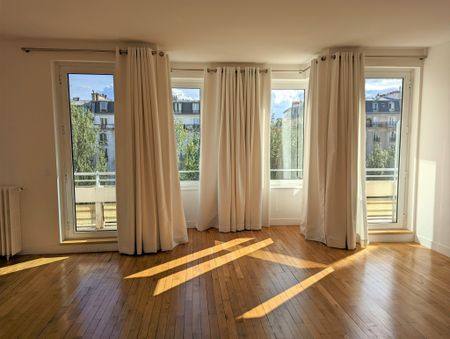 Location Appartement 3 pièces 88m² PARIS 16ème - Photo 2