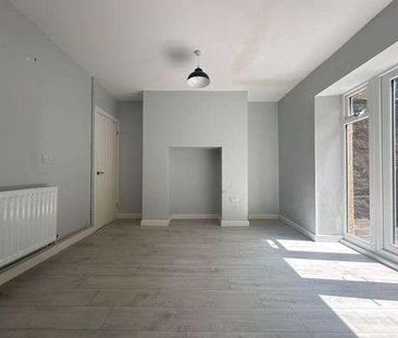 West View Terrace, Six Bells, Abertillery, NP13 - Photo 1