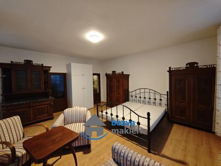 Pronájem bytu pokoj 22 m2 - Фото 2