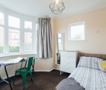 4 bedroom house to rent - Photo 2