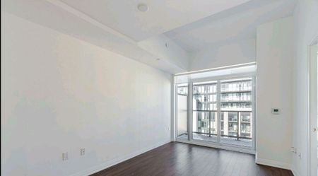 For Lease - 99 Eagle Rock Way Unit# 827, Vaughan, Ontario - Photo 4