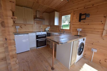 1 bedroom log cabin to rent - Photo 4