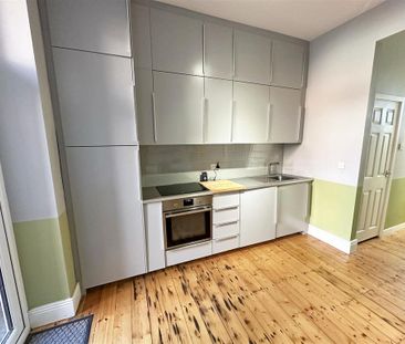 1 bedroom ground floor flat to rent - Photo 4