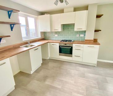 3 bedroom detached house to rent - Photo 6