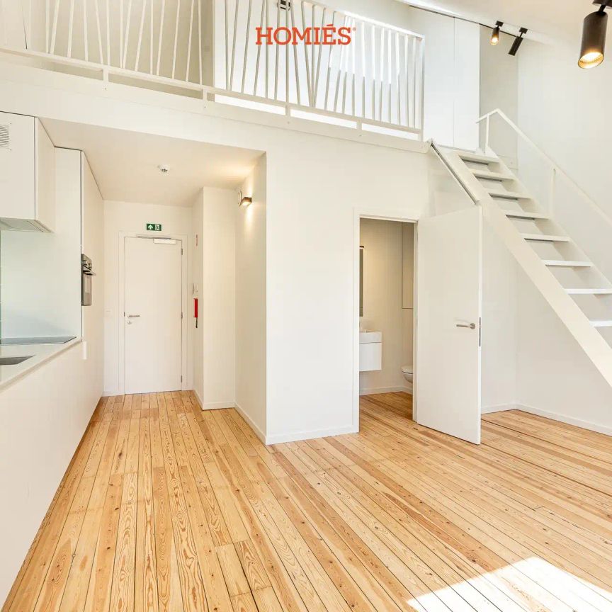 Gerenoveerde studio met mezzanine in centrum Leuven - Photo 1