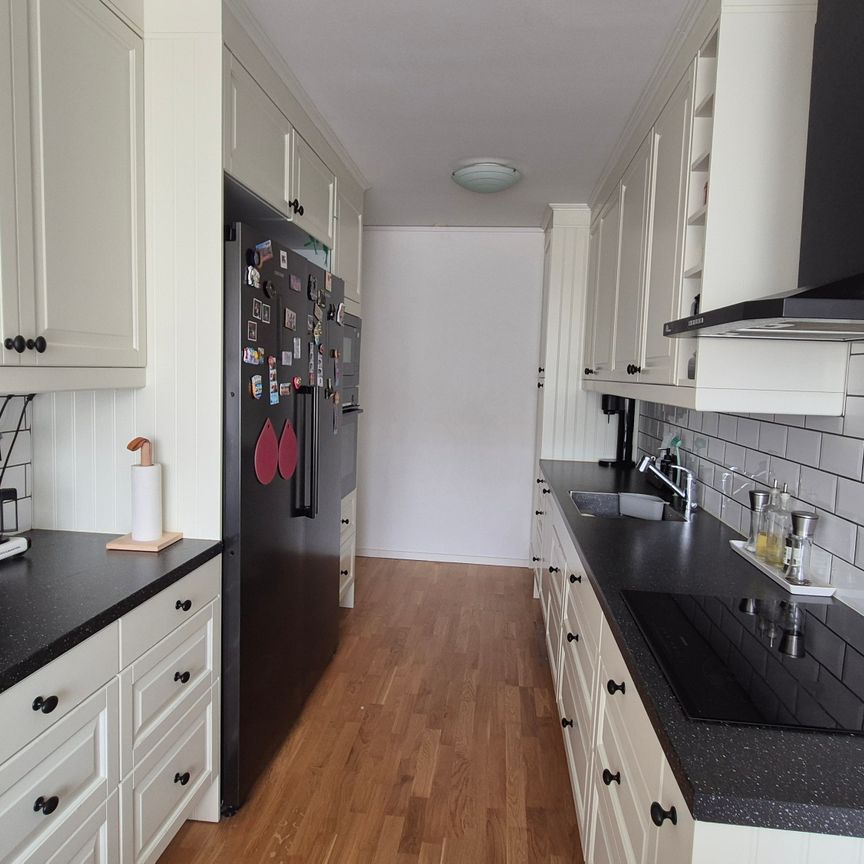 Stupvägen, Sollentuna - Photo 1