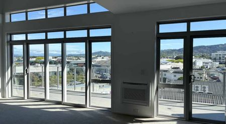 Apartment Living at its best - Photo 2