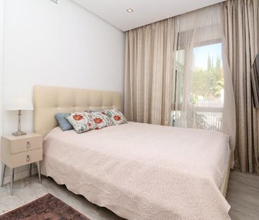 Semi-Detached House in Sierra Blanca - Photo 1