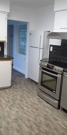 Abbotsford Full House on Shared Acreage - RENTDAN - Photo 1