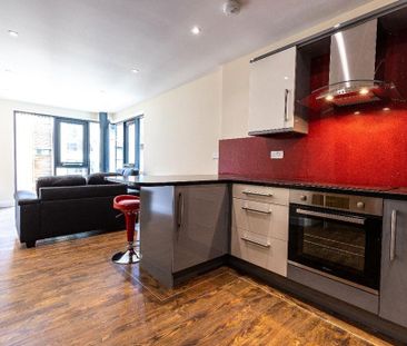 3 bedroom flat to rent - Photo 1