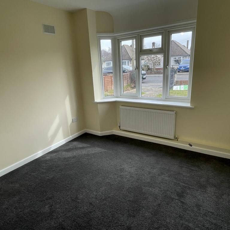 2 bedroom detached bungalow to rent - Photo 1