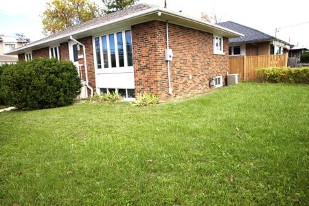 For Lease - 1 Pollard Drive, Toronto, Ontario - Photo 3